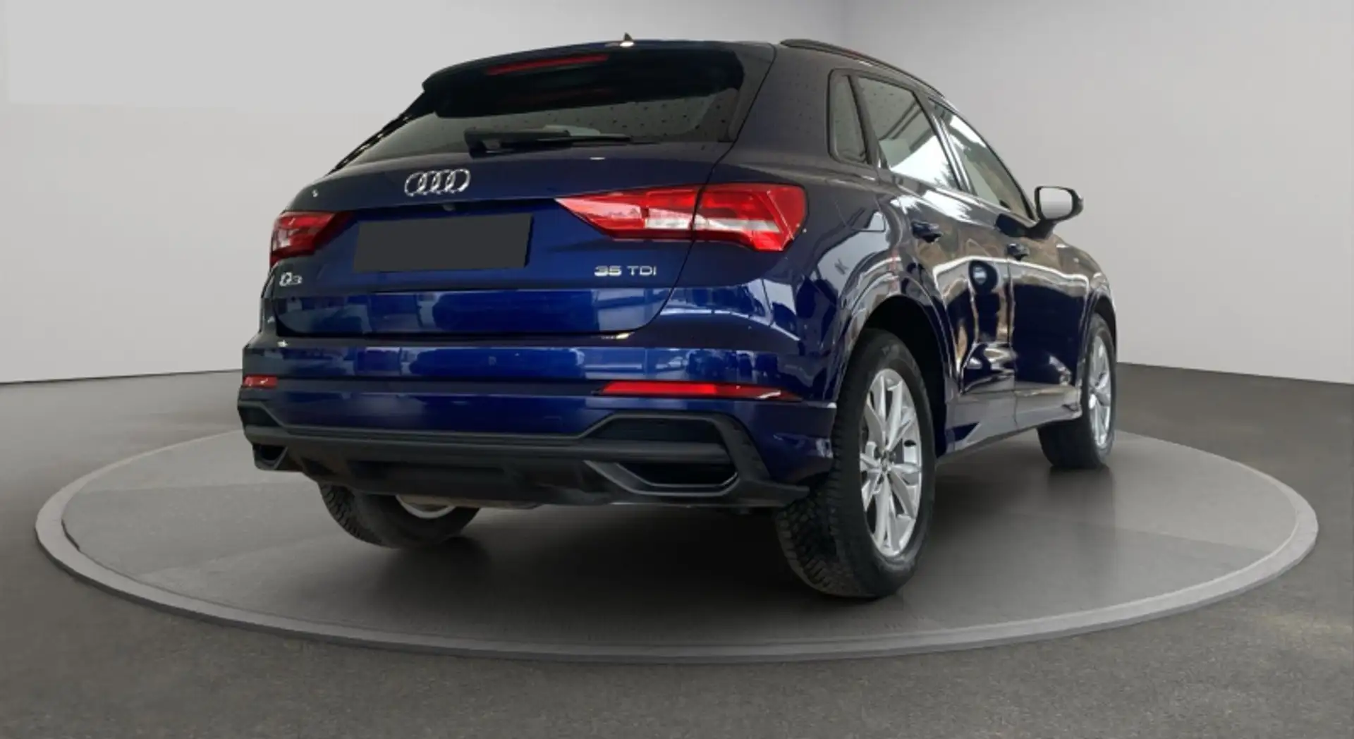 Audi Q3 35 TDI S tronic S line edition Blu/Azzurro - 2