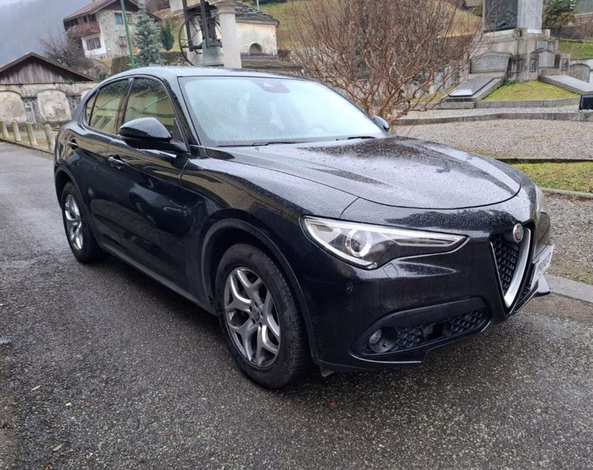 Alfa Romeo Stelvio 2.2 Turbodiesel 190 CV AT8 Q4 Business