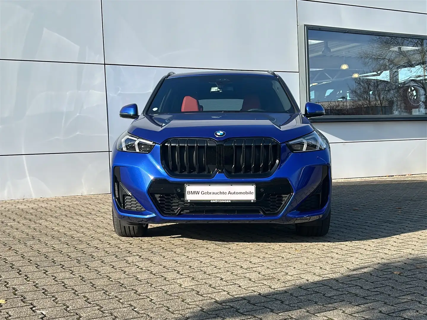 BMW X1 xDrive23i M Sportpaket LED+LenkHZ+Pano+HUD Blau - 2