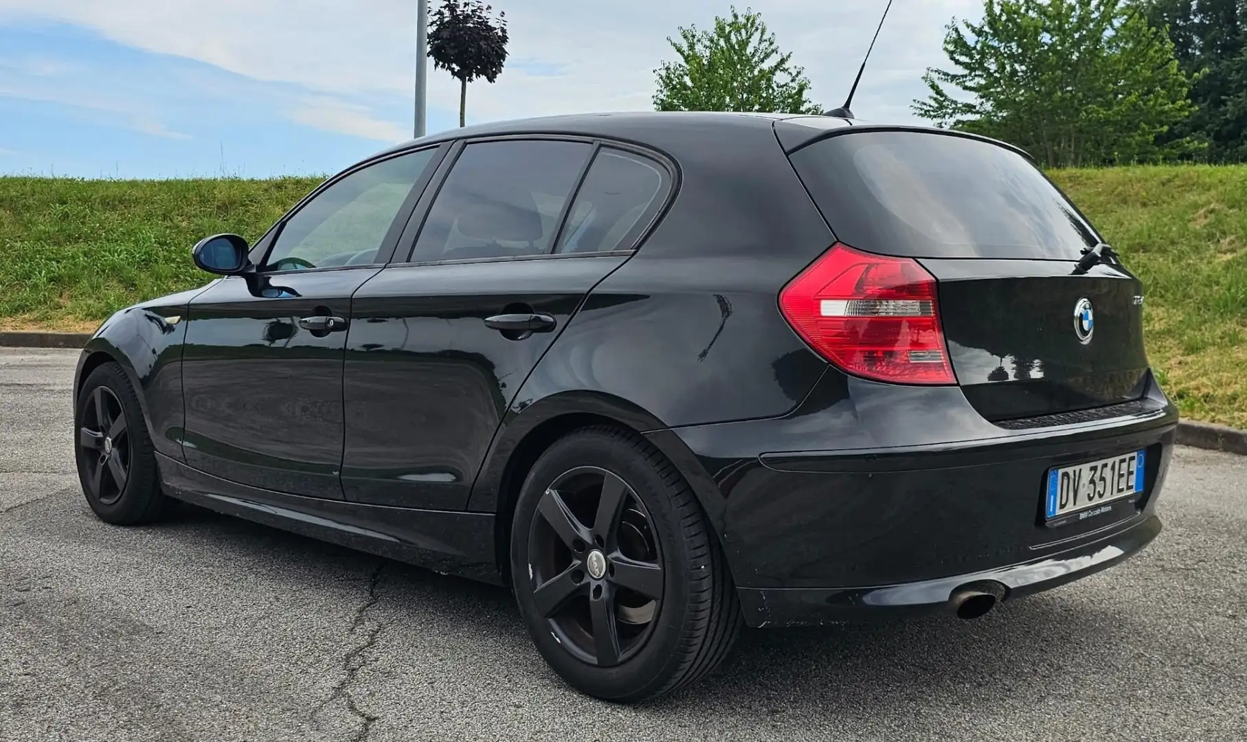 BMW 118 118d 5p 2.0 Attiva 143cv dpf Nero - 2