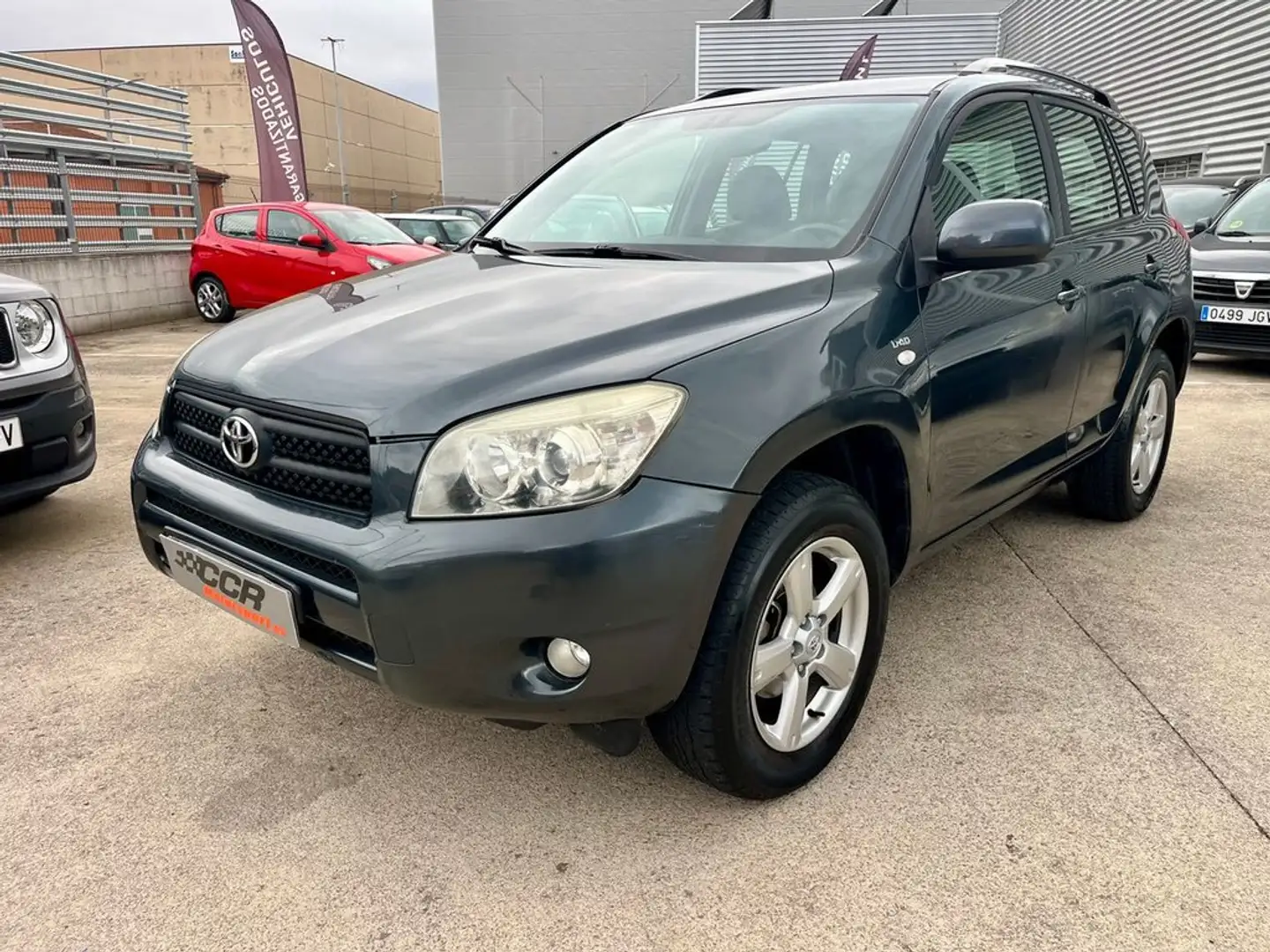 Toyota RAV 4 D4d 136 cv EXECUTIVE 5P Gris - 1