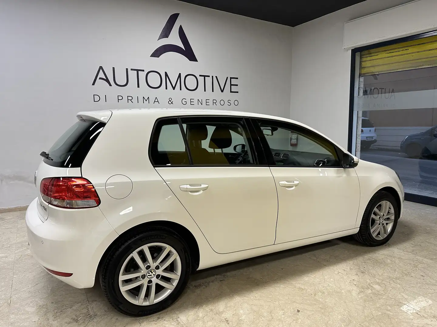 Volkswagen Golf Golf 5p 2.0 tdi Highline 140cv Blanc - 2