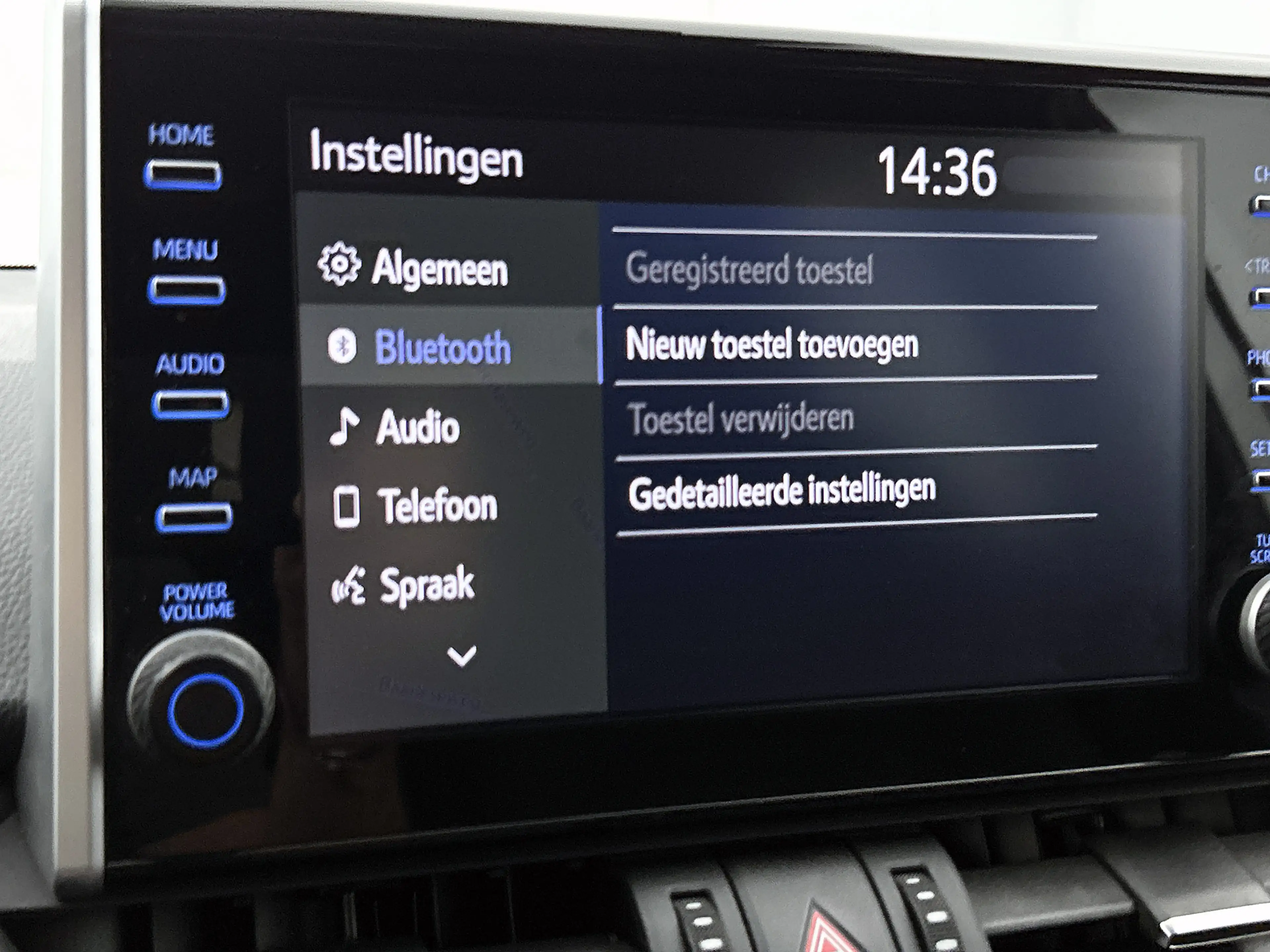 Toyota RAV 4 2.5 Plug-in Hybrid AWD Dynamic + | Dodehoek detect — photo 12