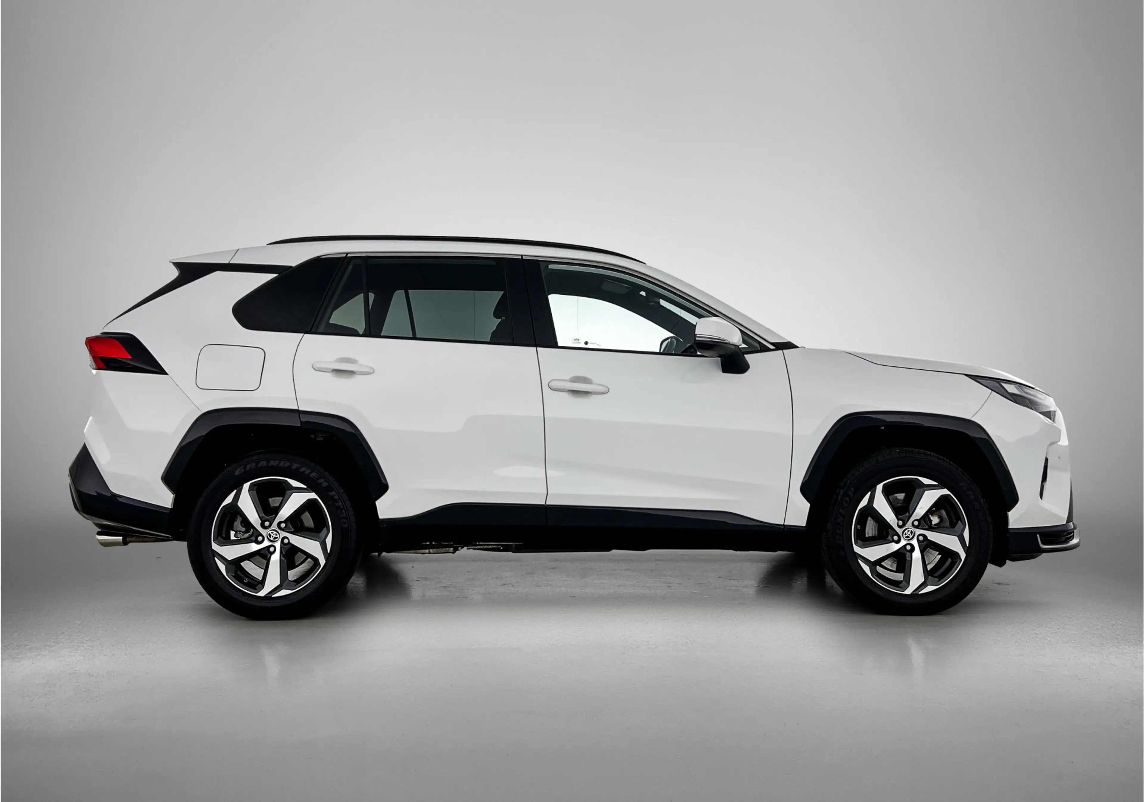 Toyota RAV 4 2.5 Plug-in Hybrid AWD Dynamic + | Dodehoek detect — photo 15