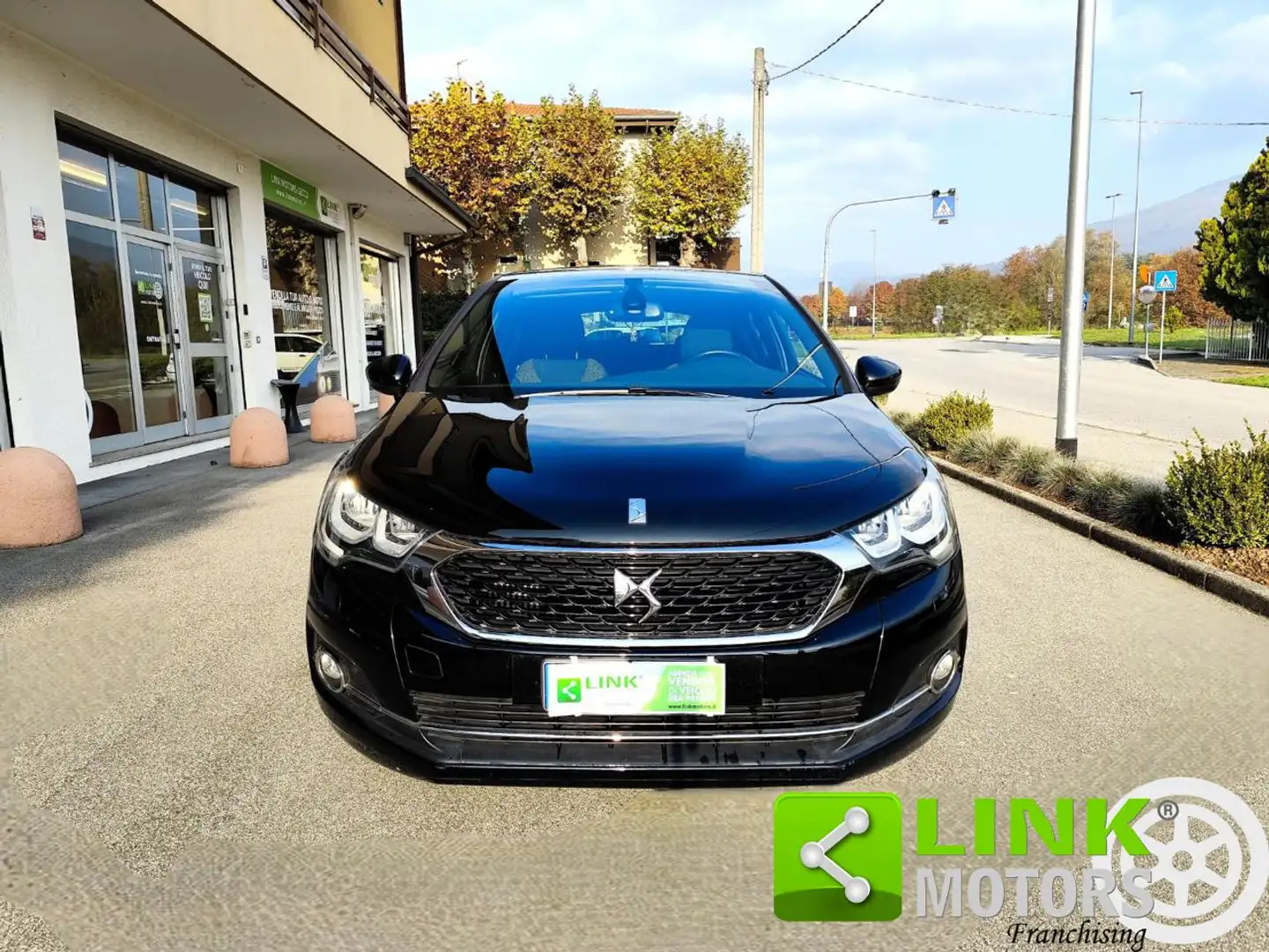 DS Automobiles DS 4 BlueHDi 120 S&S So Chic GARANZIA INCLUSA Nero - 2