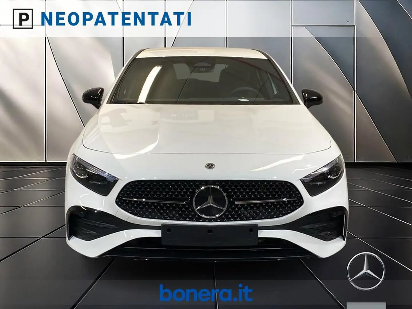 Mercedes-Benz A 180 d AMG Line Advanced Plus auto Bianco - 2