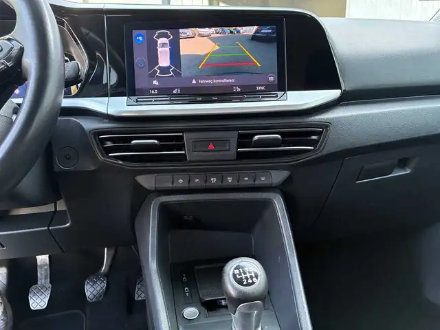 Ford Tourneo Connect view 12