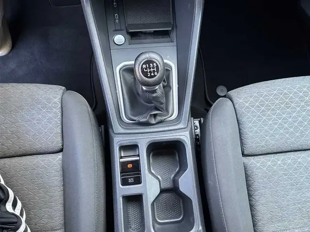 Ford Tourneo Connect view 13