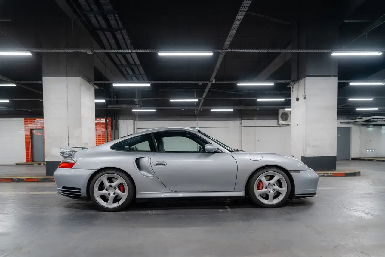 Porsche 911 996 Turbo - Tiptronic - Configuration Porsche Exclusive, foto 2