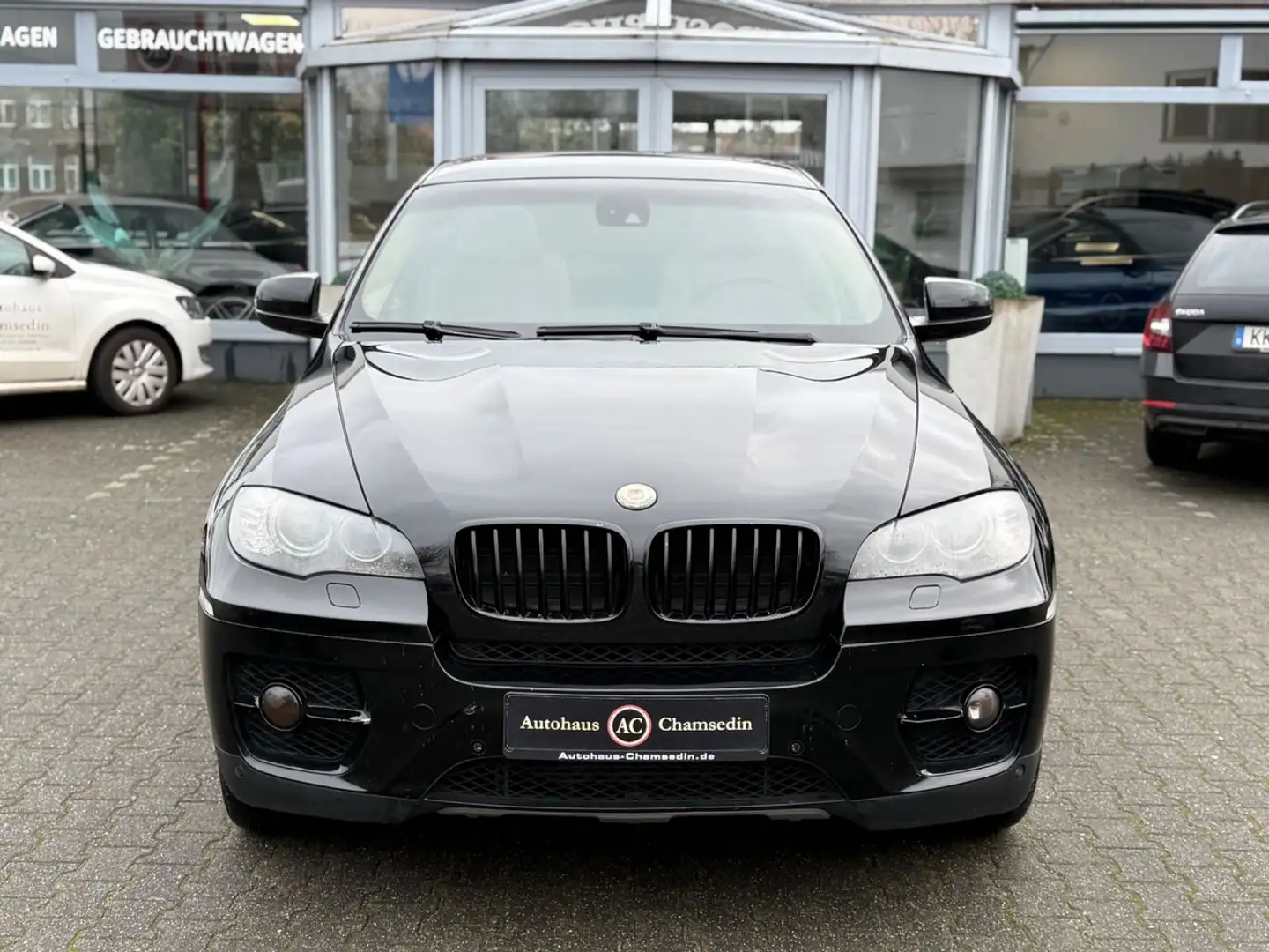 BMW X6 xDrive40d Noir - 1