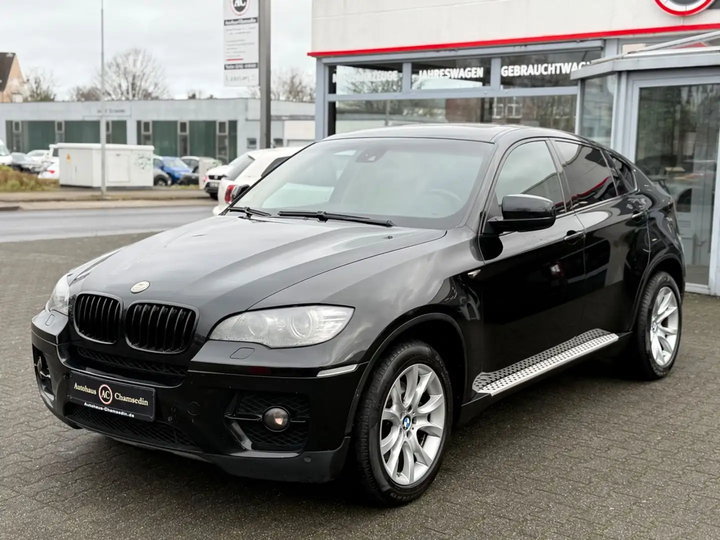 BMW X6 xDrive40d Noir - 2