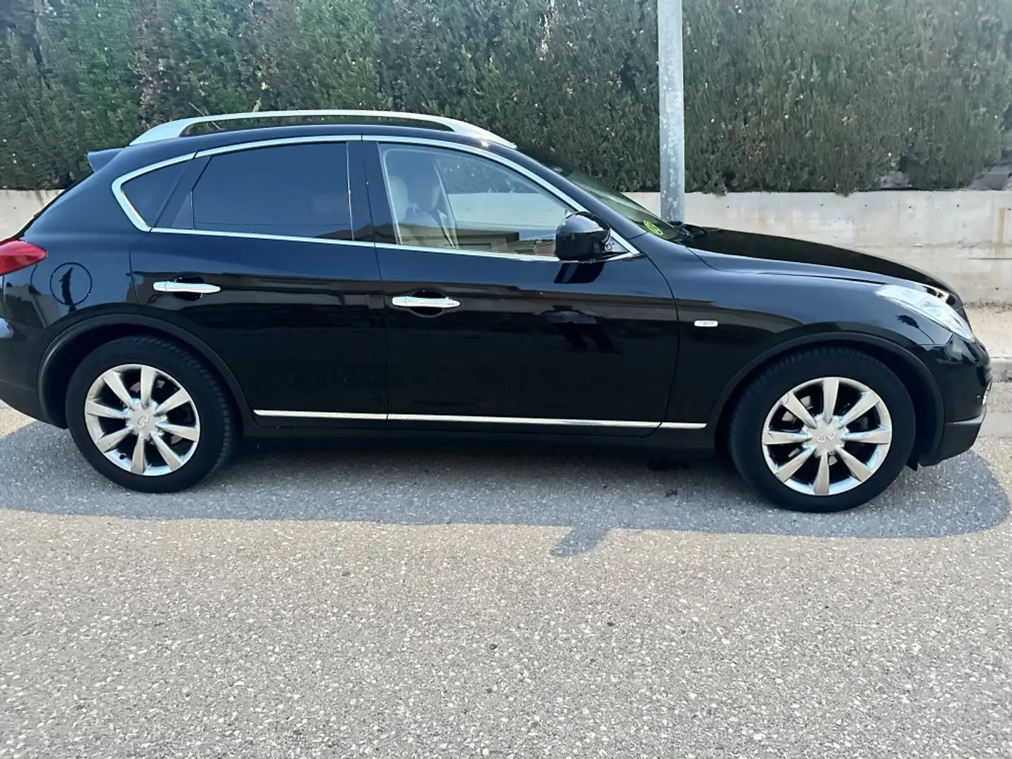 Infiniti EX 30d Black Premium Aut. Negro - 1