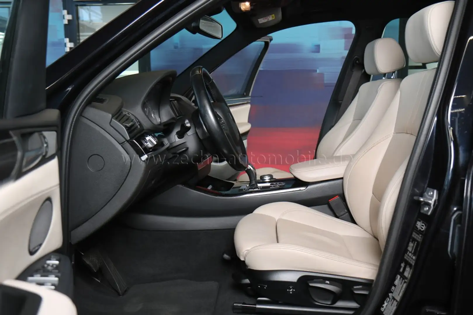 BMW X3 xDr.30d M-Sportp.Panod.AHK.Standhzg.H K.DAB Schwarz - 2