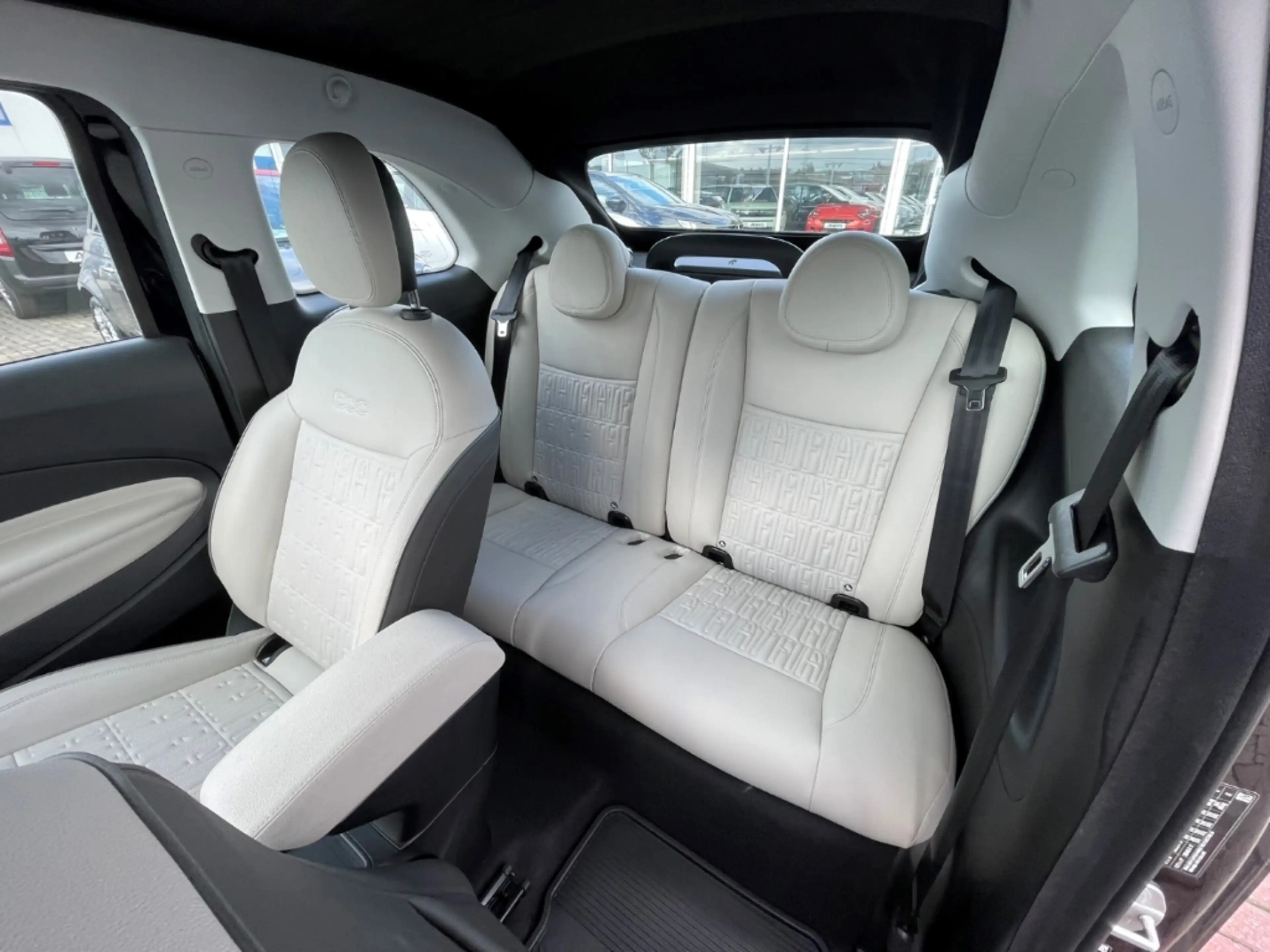 Fiat 500e La Prima By Bocelli+NAVI+JBL+LEDER+ACC+KAMERA — photo 13