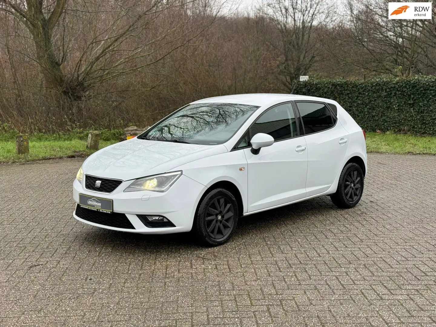 SEAT Ibiza 1.2 TSI LED I CRUISE I 105PK I NAVI I CLIMA I STOE Weiß - 1