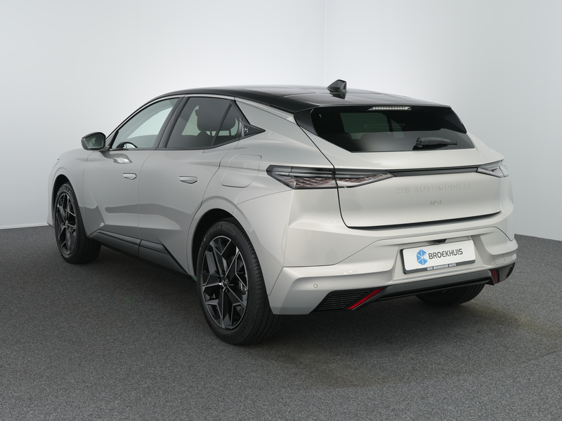 DS Automobiles N°4 Étoile, No4 (2025) | 10" capacitive touchscreen (p — photo 10