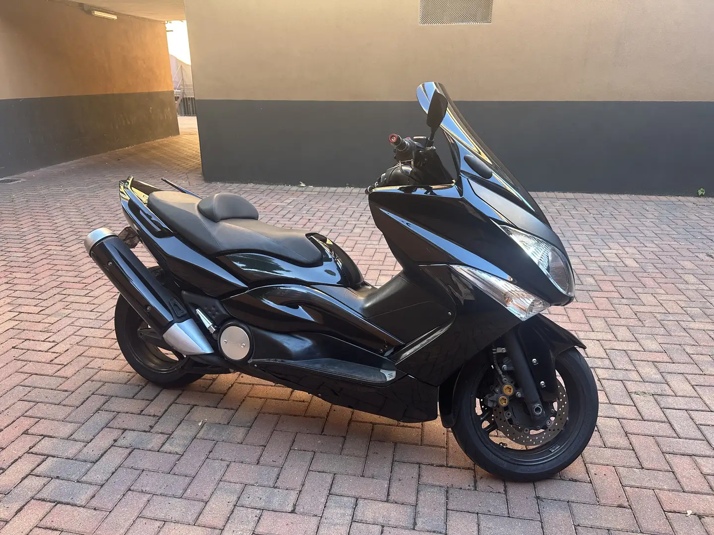 Yamaha TMAX 500 - 1