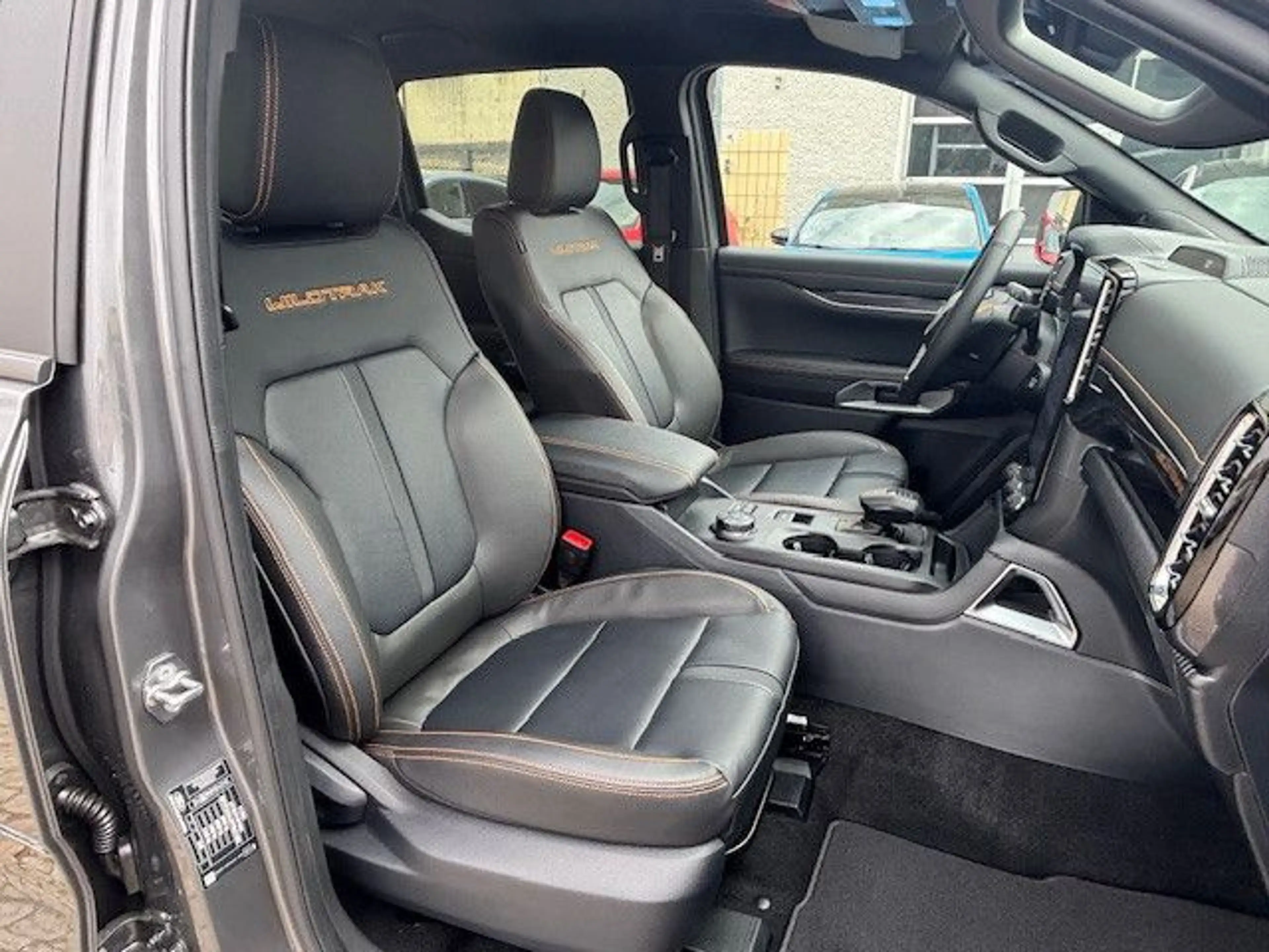 Ford Ranger 2.3 EcoBoost PHEV e-4WD DoKa Wildtrak*ACC — photo 12