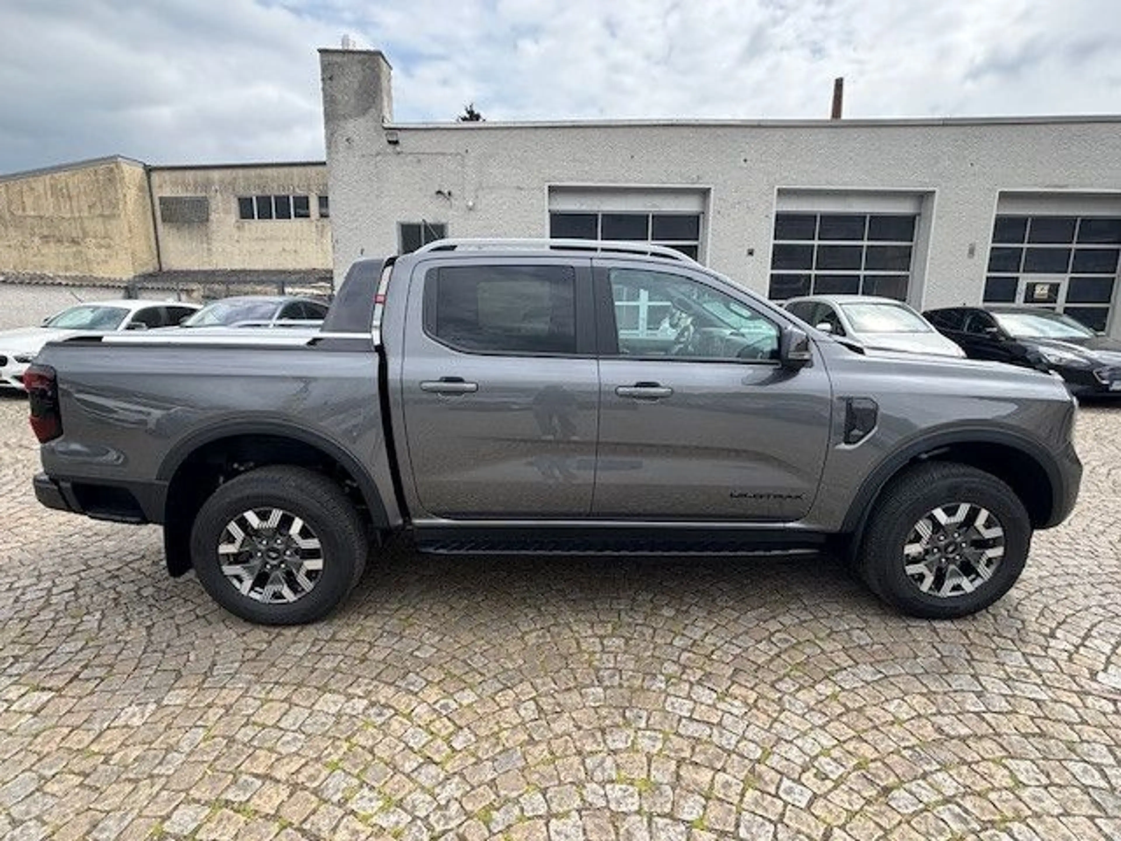 Ford Ranger 2.3 EcoBoost PHEV e-4WD DoKa Wildtrak*ACC — photo 8