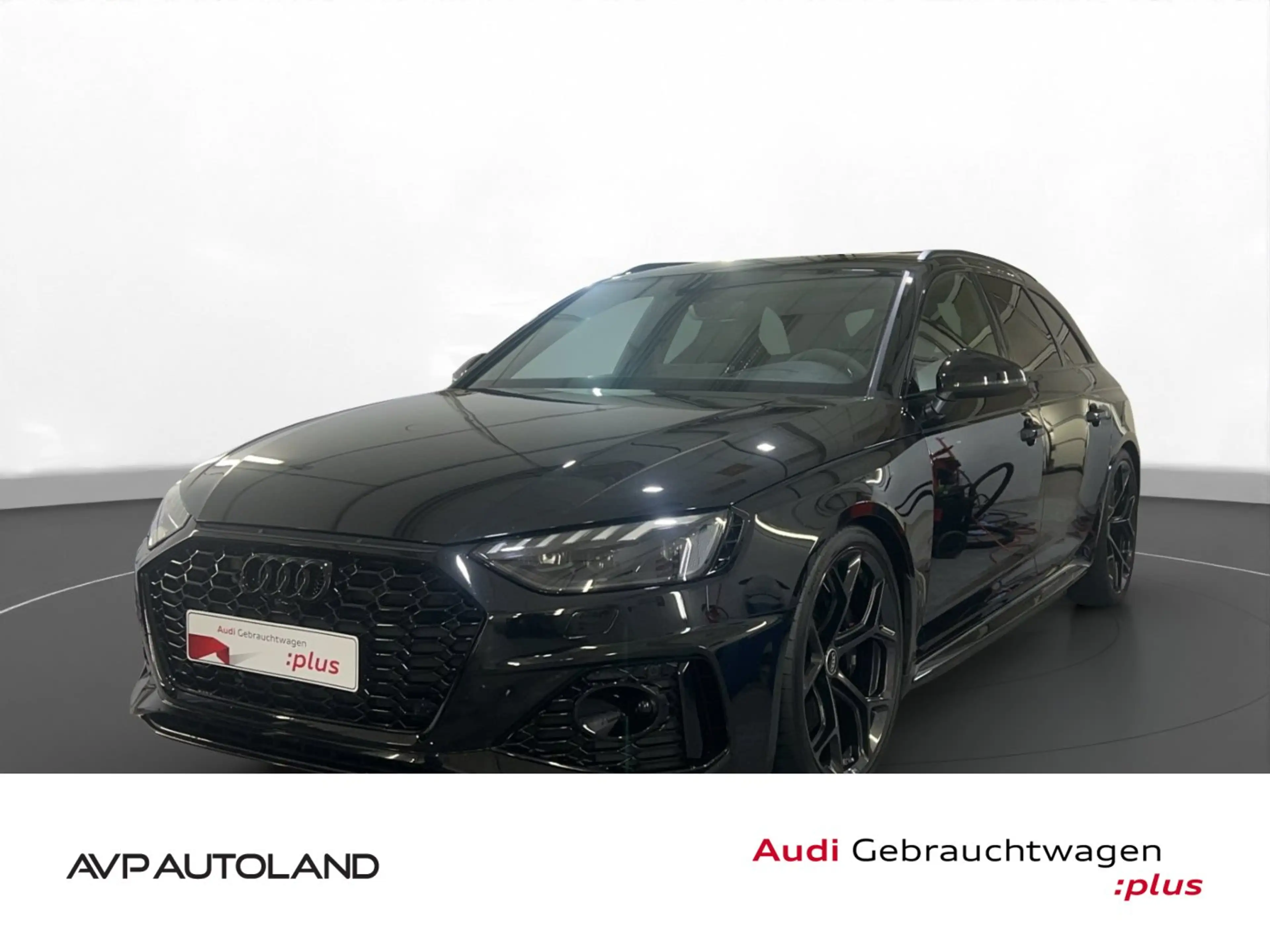 Audi RS4 Avant 2.9 TFSI quattro tiptr. PANO