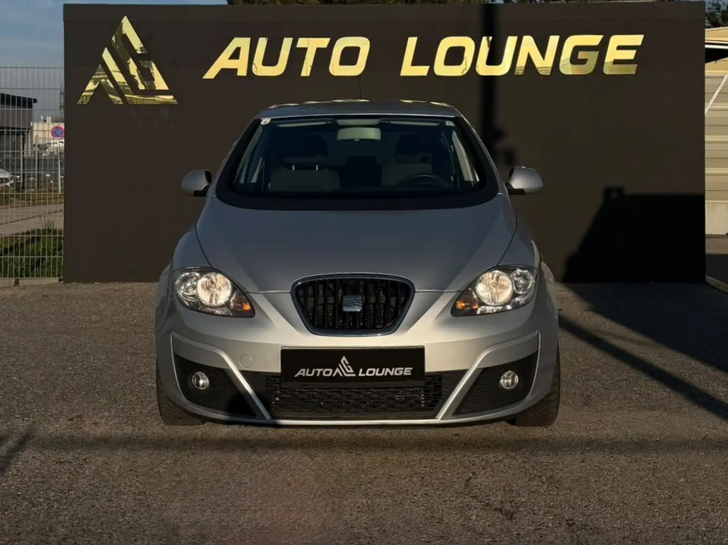 SEAT Altea 1,6 TDI Silber - 2