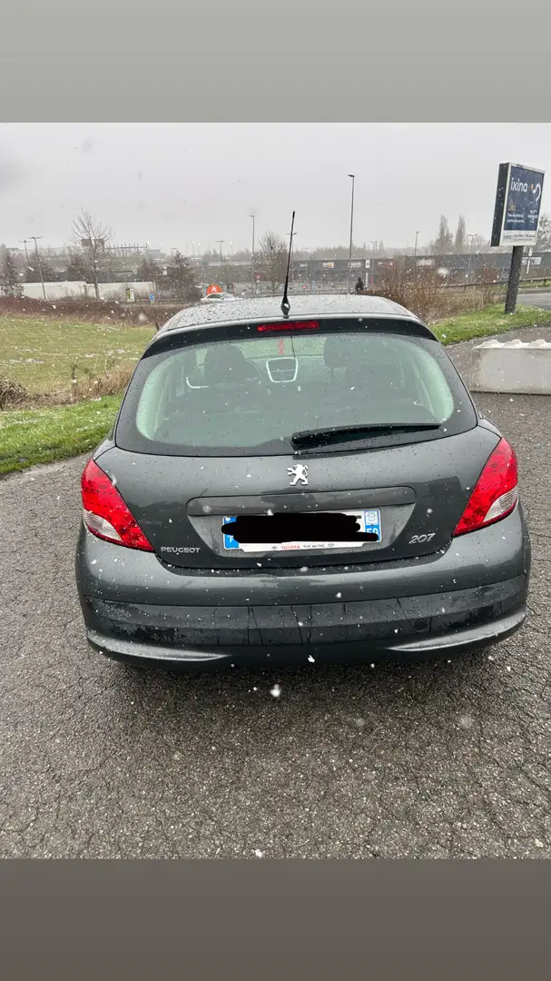 Peugeot 207 1.4 HDi 70ch FAP Business Pack - 2