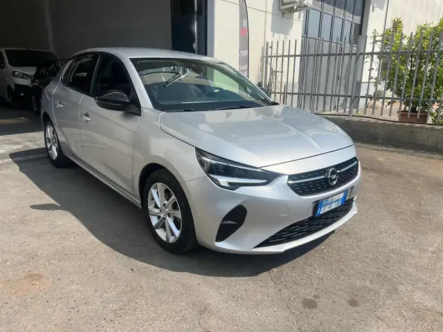 Opel Corsa view 3