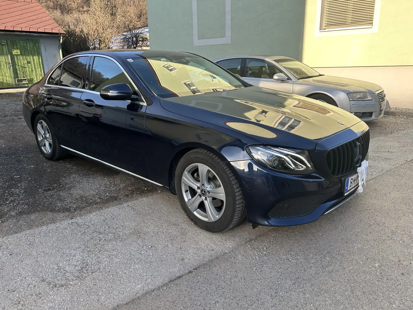 Mercedes-Benz E 200 d Aut. Blau - 2