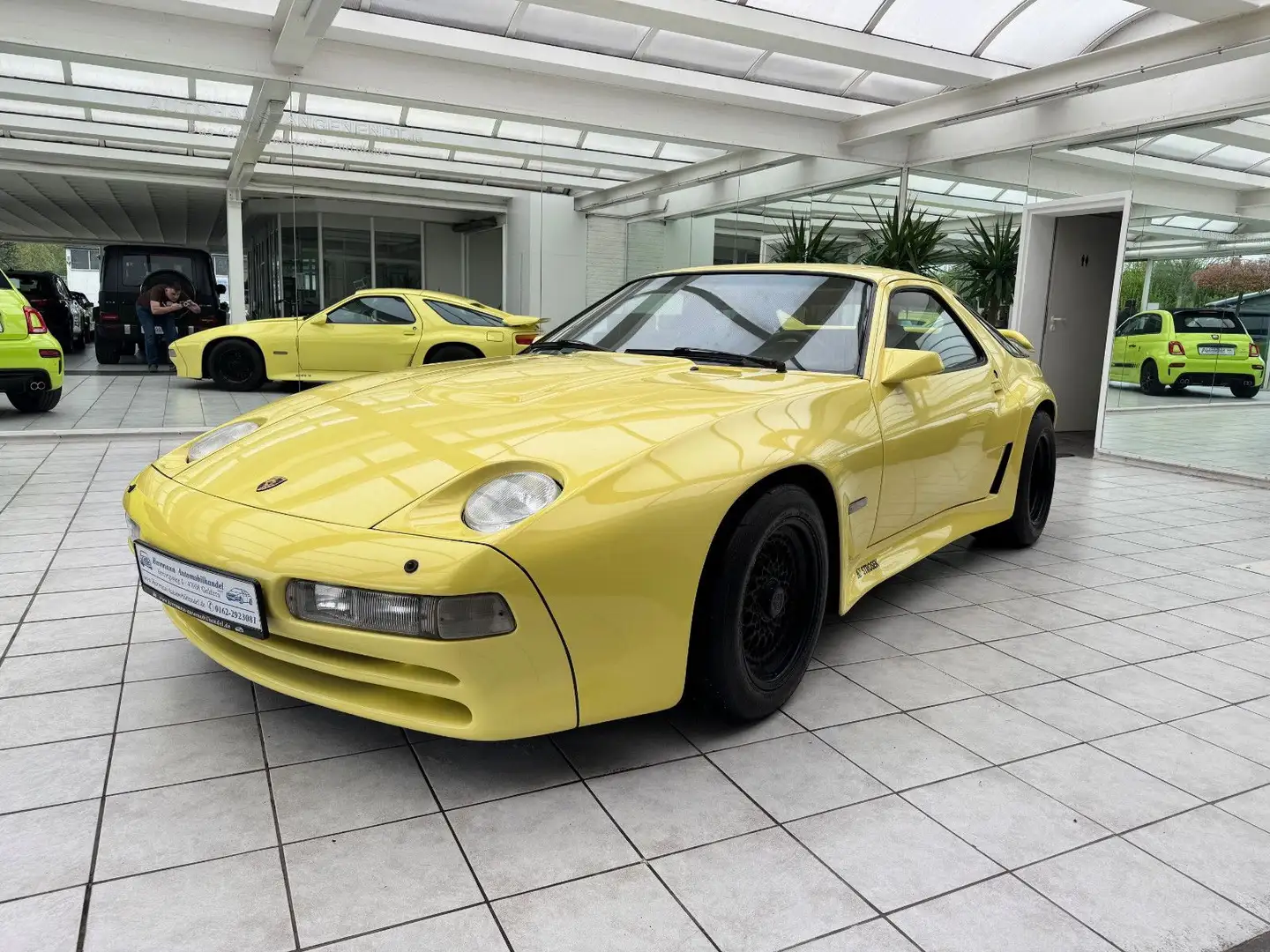 Porsche 928 S4 Strosek H-Kennzeichen Gelb - 2