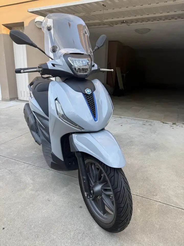Piaggio Beverly 400