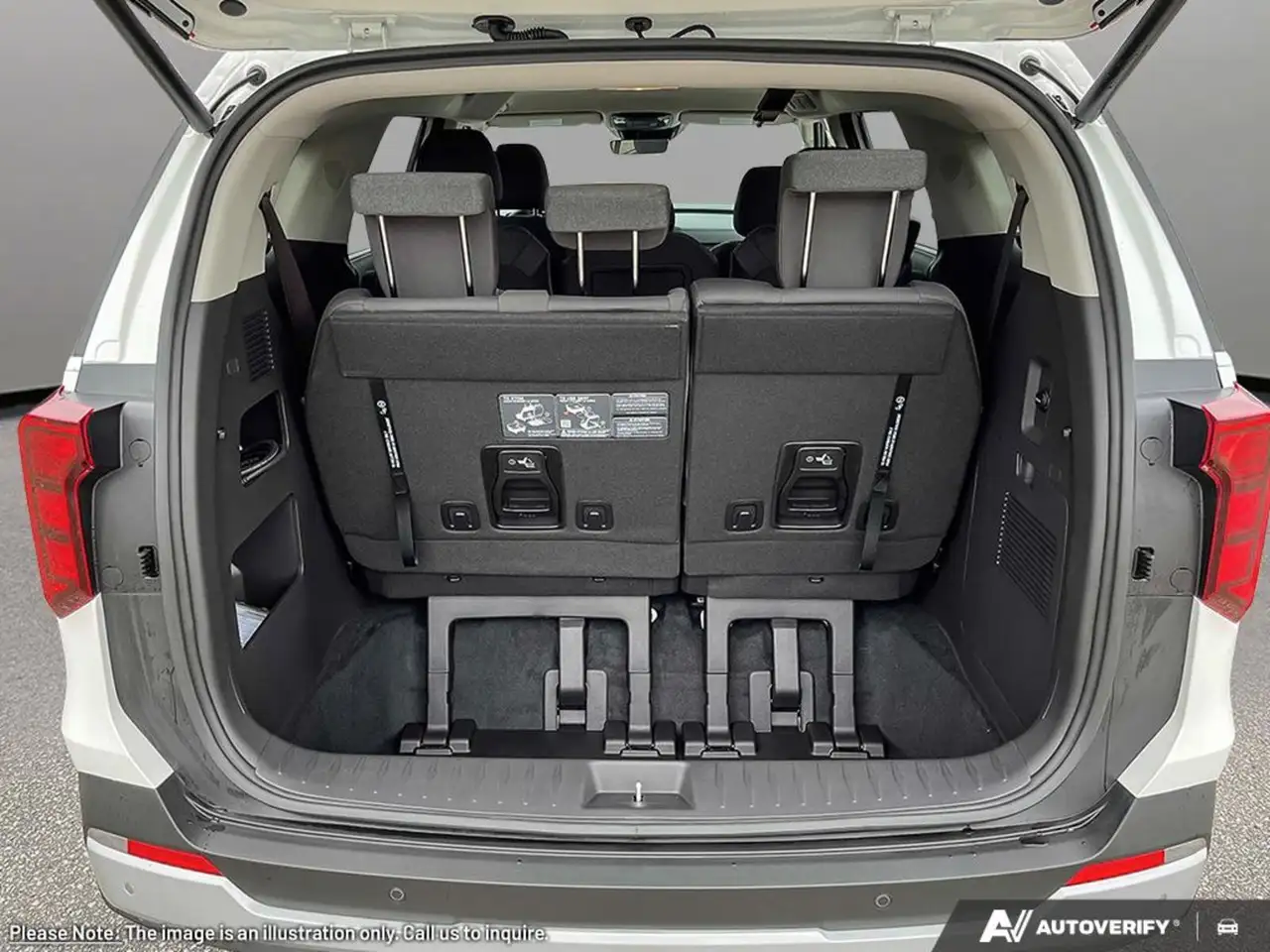 Kia Carnival снимка Kia Carnival