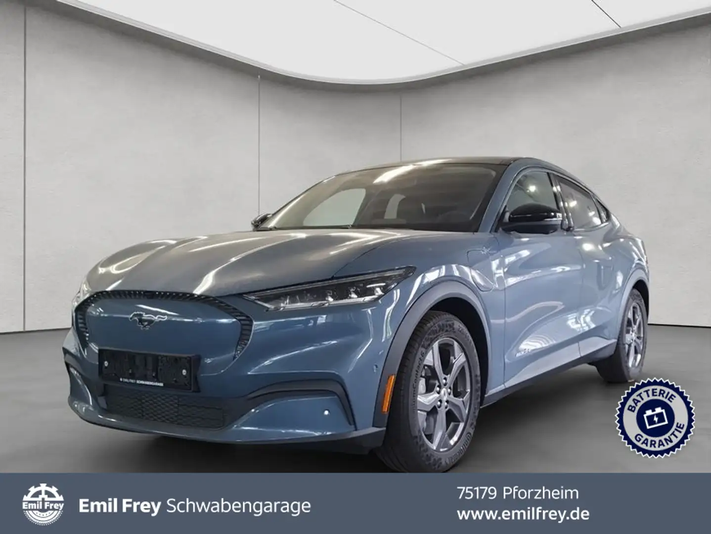 Ford Mustang Mach-E Blau - 1