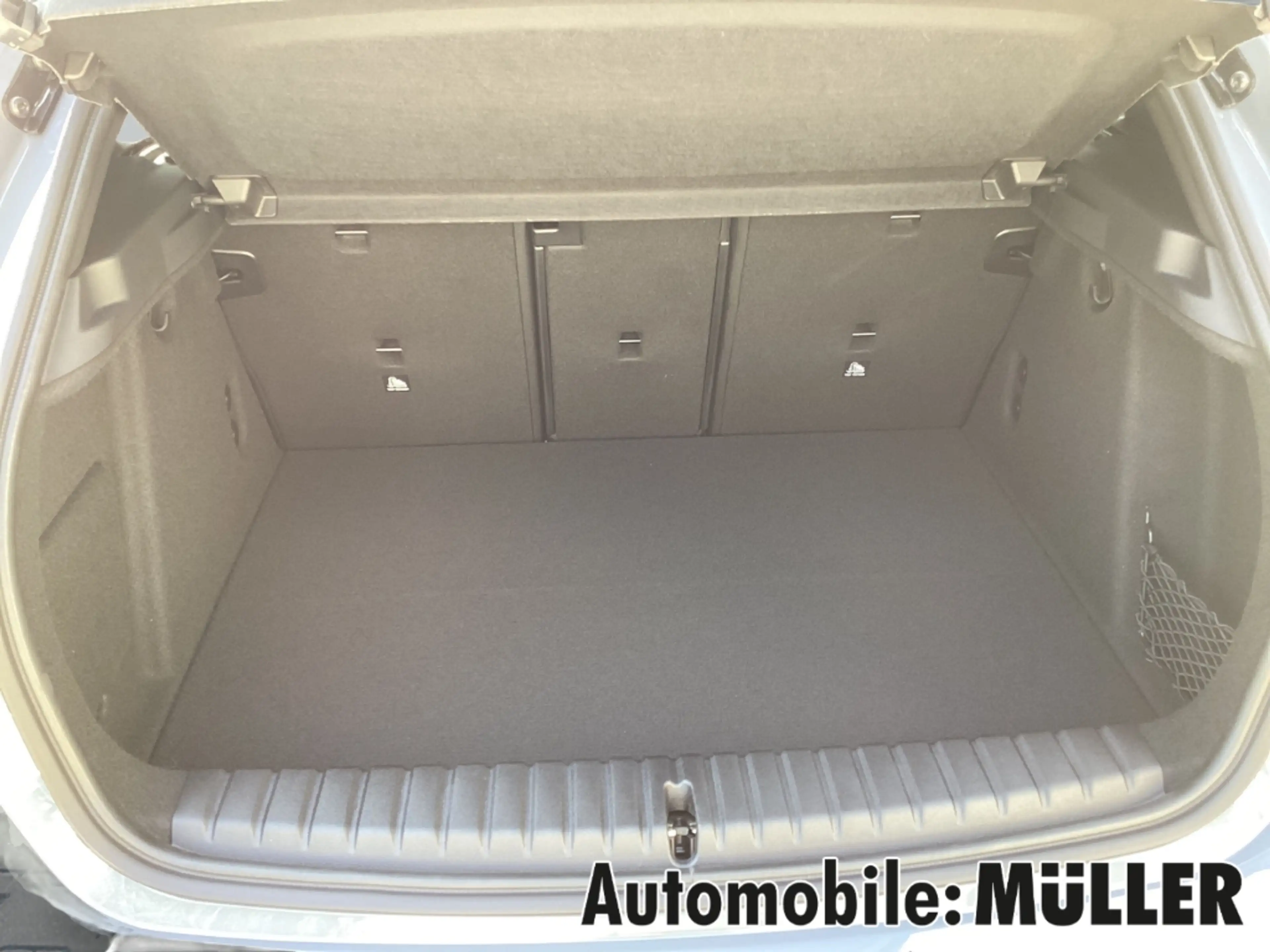 BMW 135 xDrive Klima Navi HuD AHK RFK Harman Kardon Sitzhz — photo 10