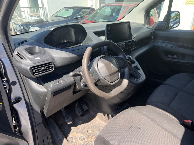Peugeot Partner Premium L1 *AHK*Klima*PDC*Navi* — photo 11