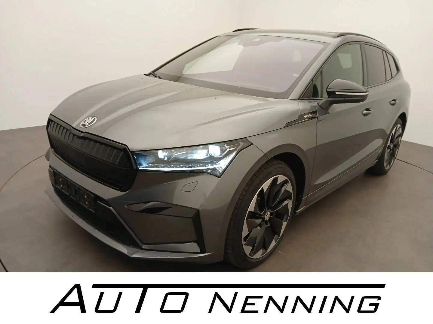 Skoda Enyaq 80 Sportline 21" AHK 360° Panorama Matrix Grau - 1