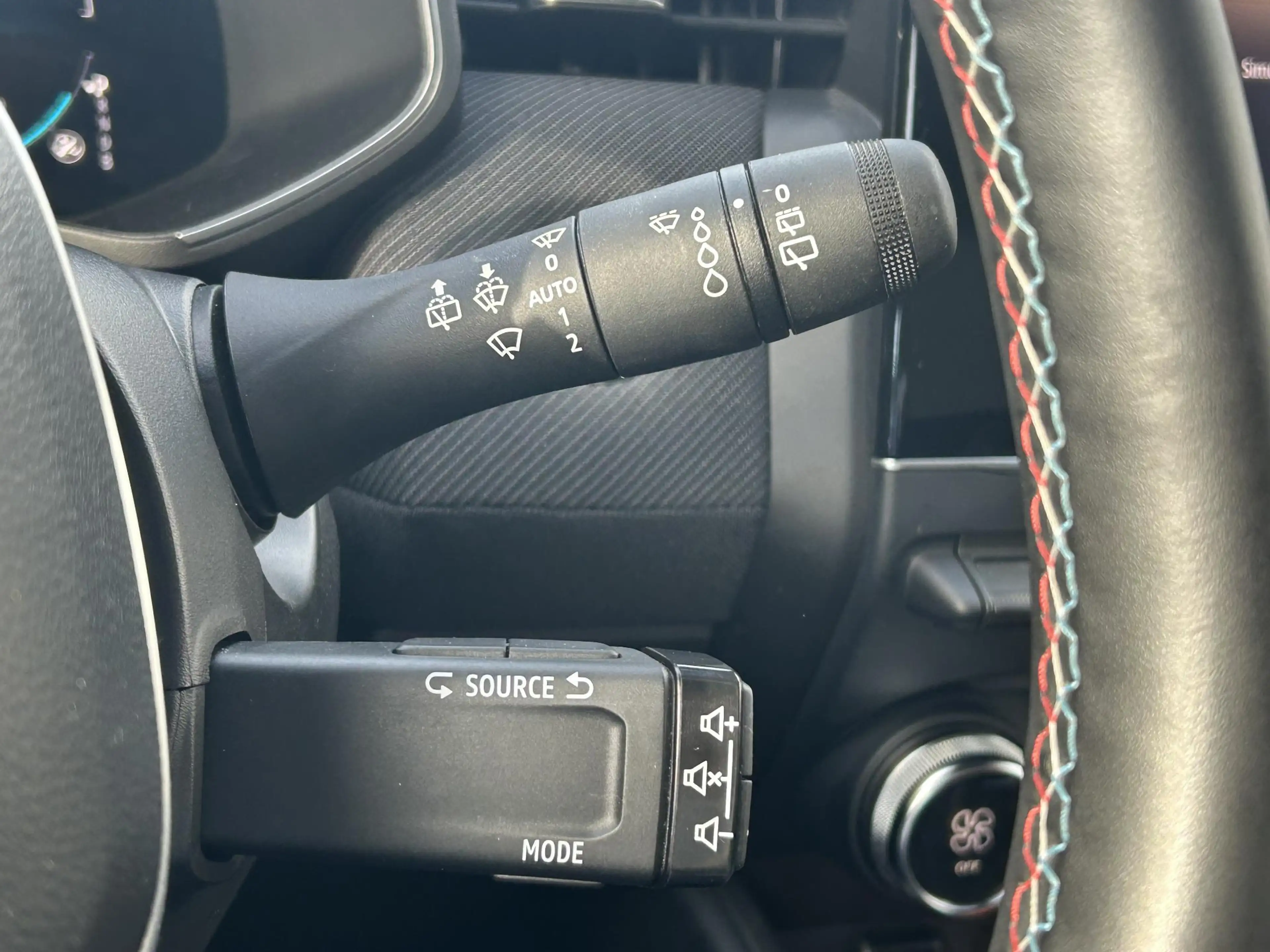 Renault Clio 1.6 E-Tech Full Hybrid 145 esprit Alpine | Navigat — photo 16