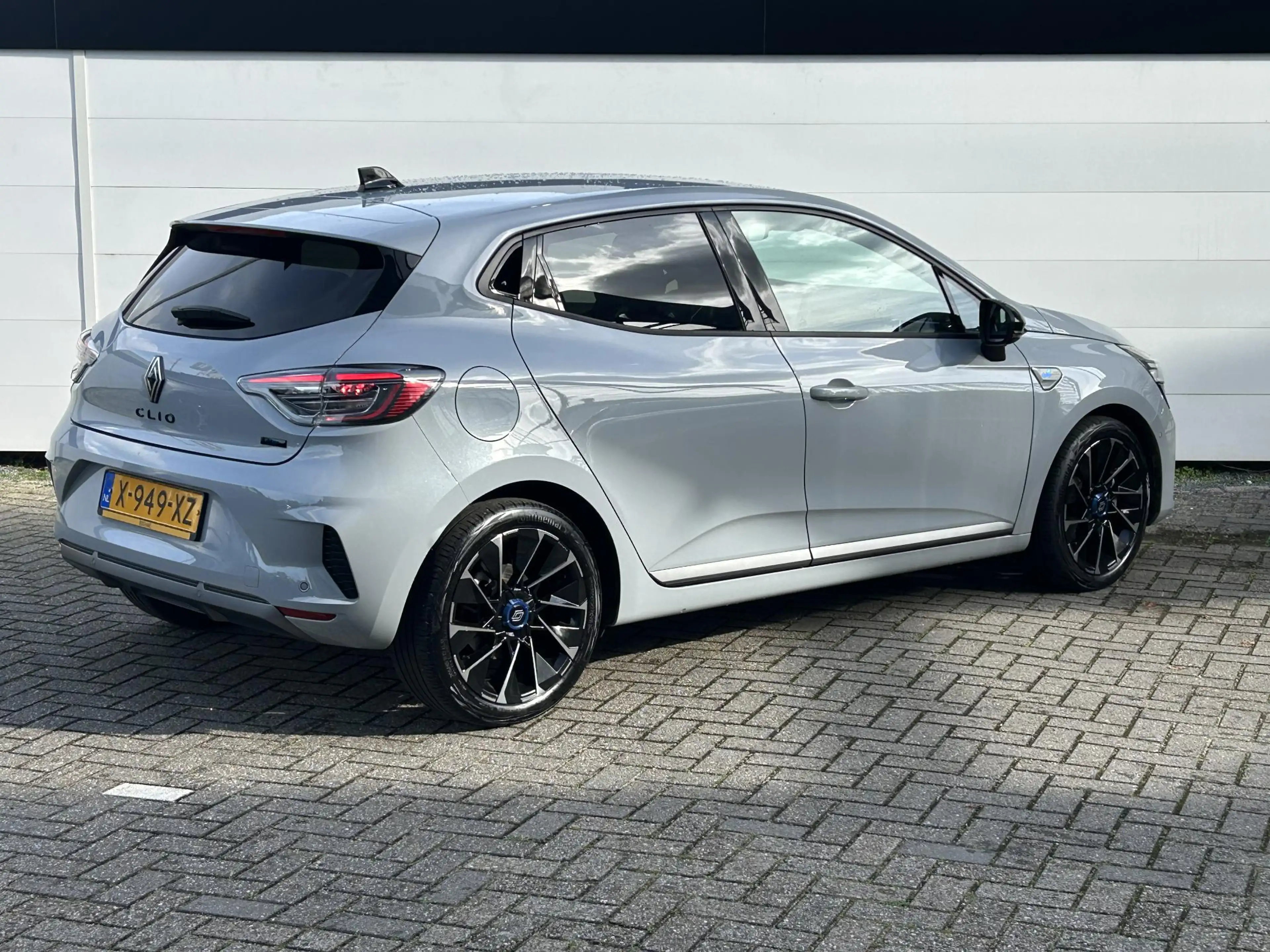 Renault Clio 1.6 E-Tech Full Hybrid 145 esprit Alpine | Navigat — photo 22