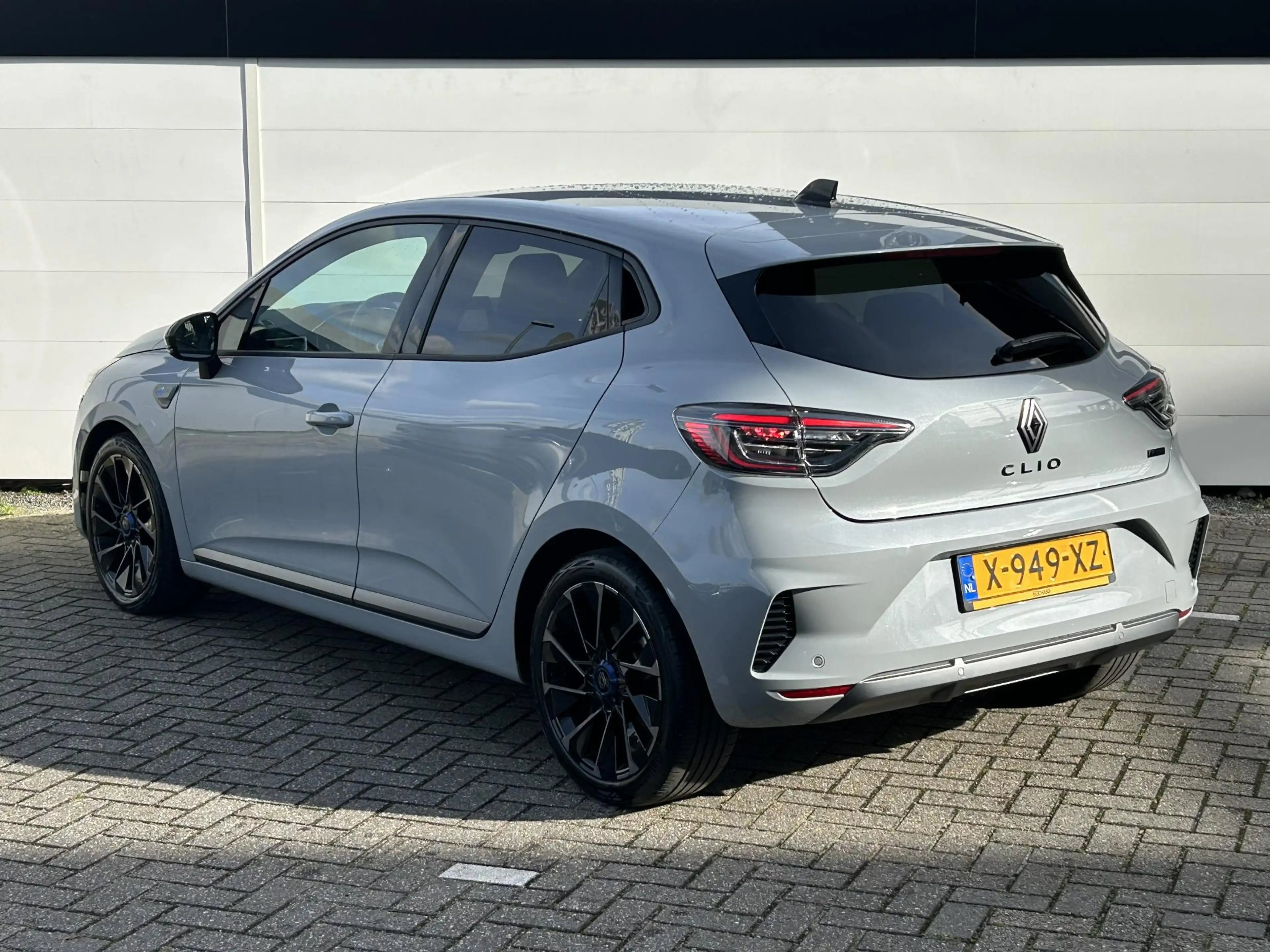 Renault Clio 1.6 E-Tech Full Hybrid 145 esprit Alpine | Navigat — photo 26