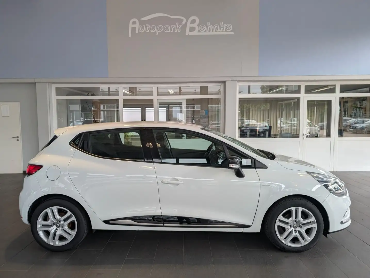 Renault Clio IV Limited*Style-Paket*Sitzh.*Tempomat* Weiß - 1