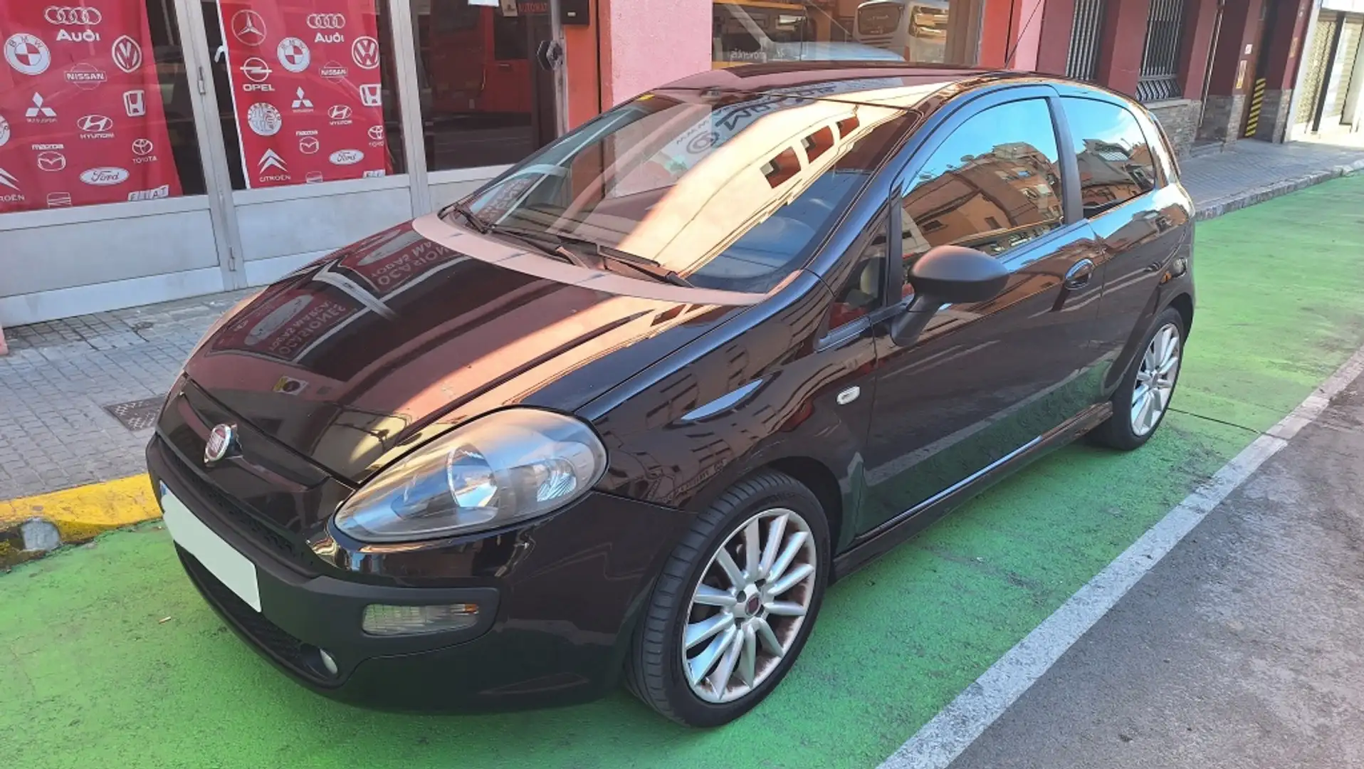 Fiat Punto Evo 1.4 Sport S&S Negro - 1