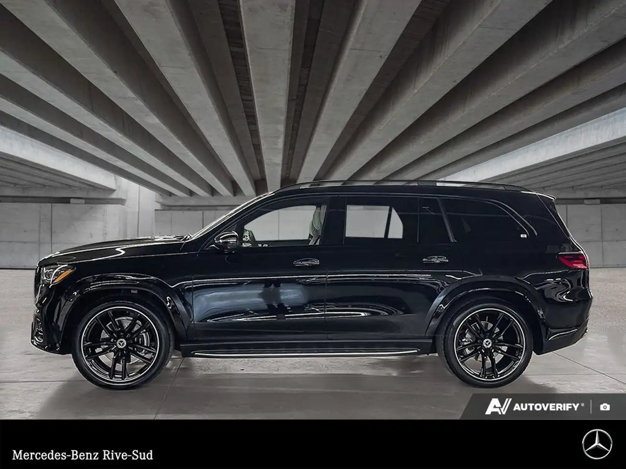 Mercedes-Benz GLS снимка Mercedes-Benz GLS