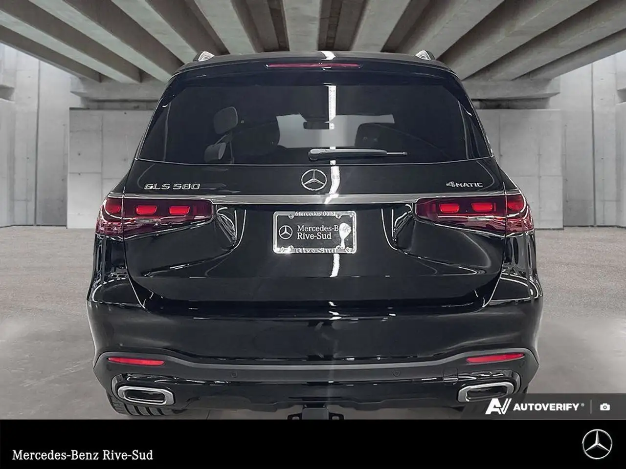 Mercedes-Benz GLS снимка Mercedes-Benz GLS