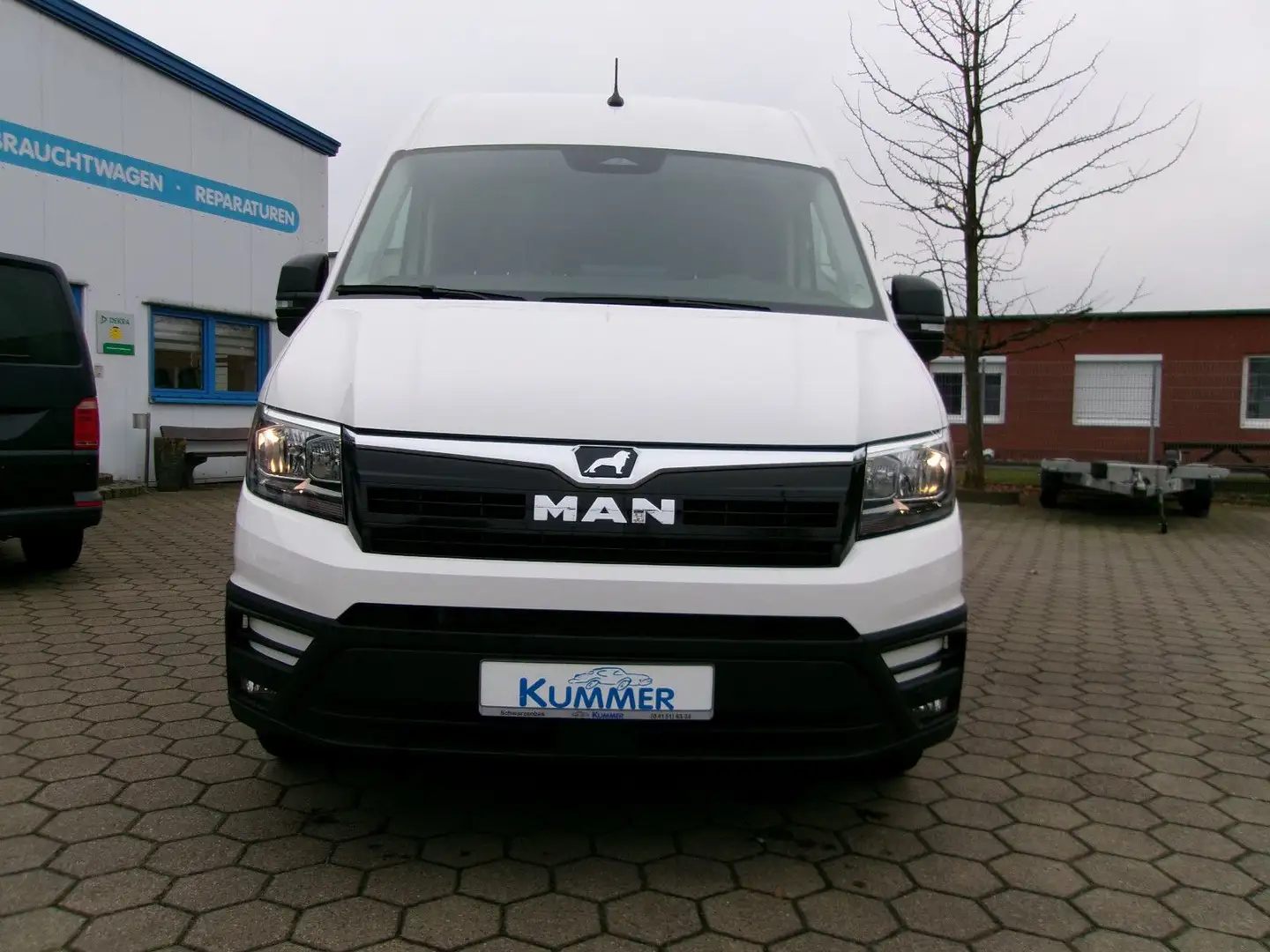 MAN TGE 3.180 AHK LED GANZJAHRESREIFEN ALU Bianco - 2
