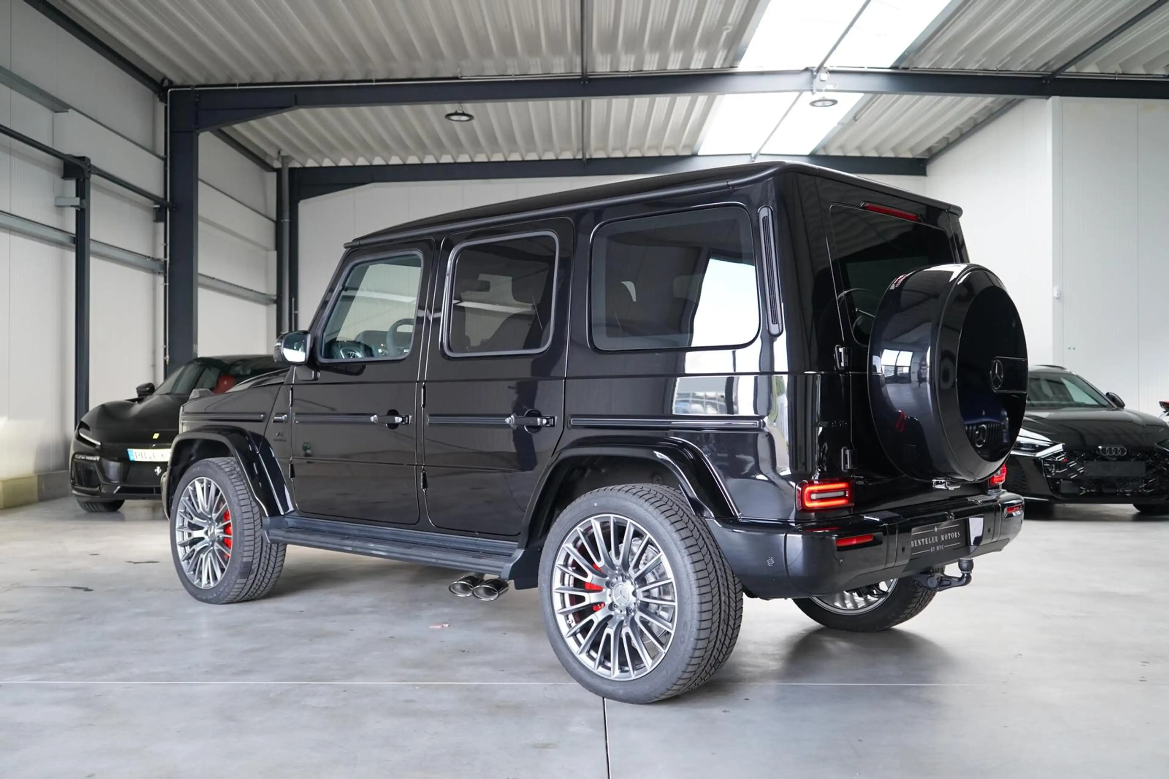 Mercedes-Benz G 63 AMG CARBON SUPERIOR PERFORMANCE — photo 3