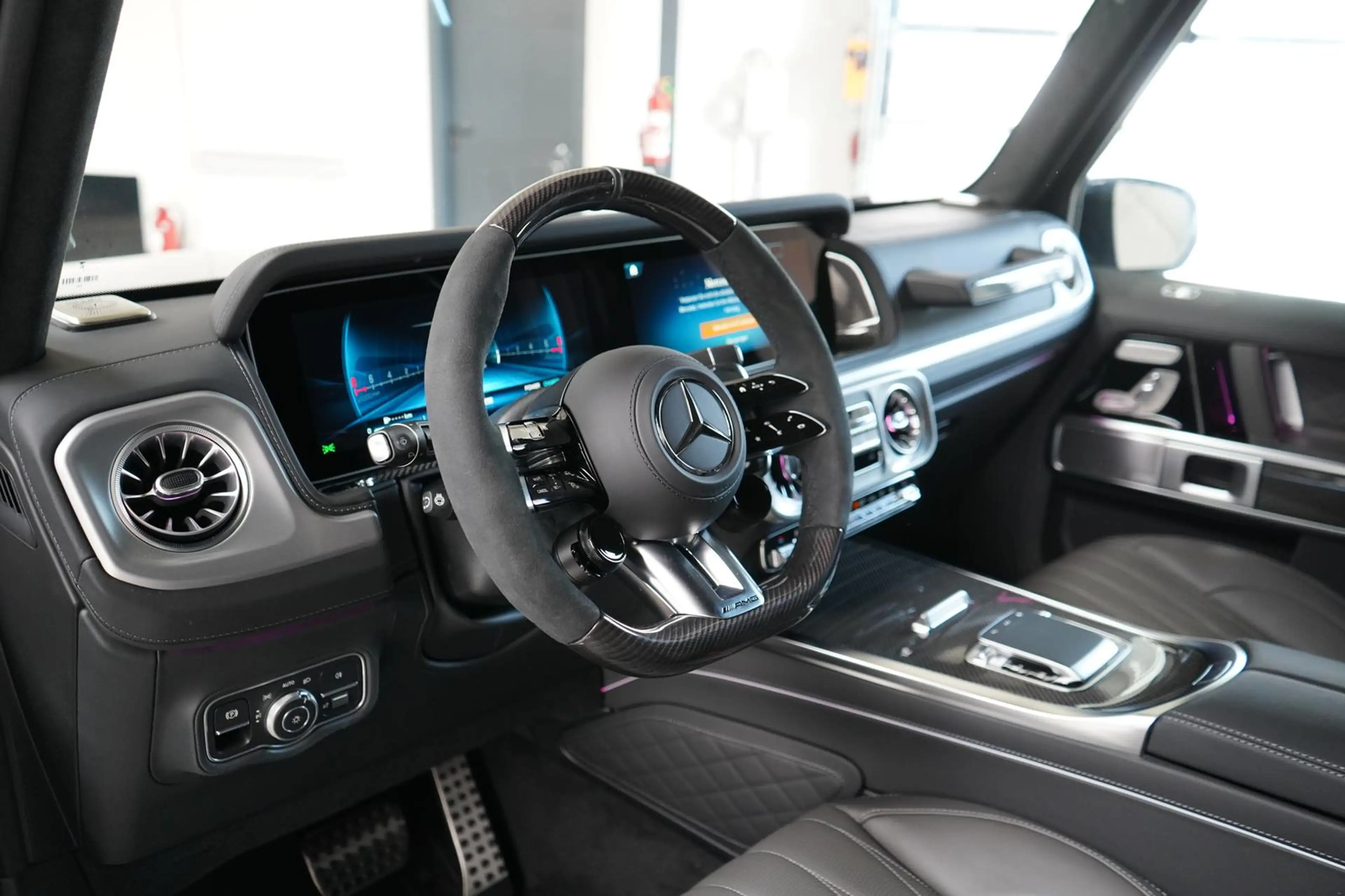 Mercedes-Benz G 63 AMG CARBON SUPERIOR PERFORMANCE — photo 9