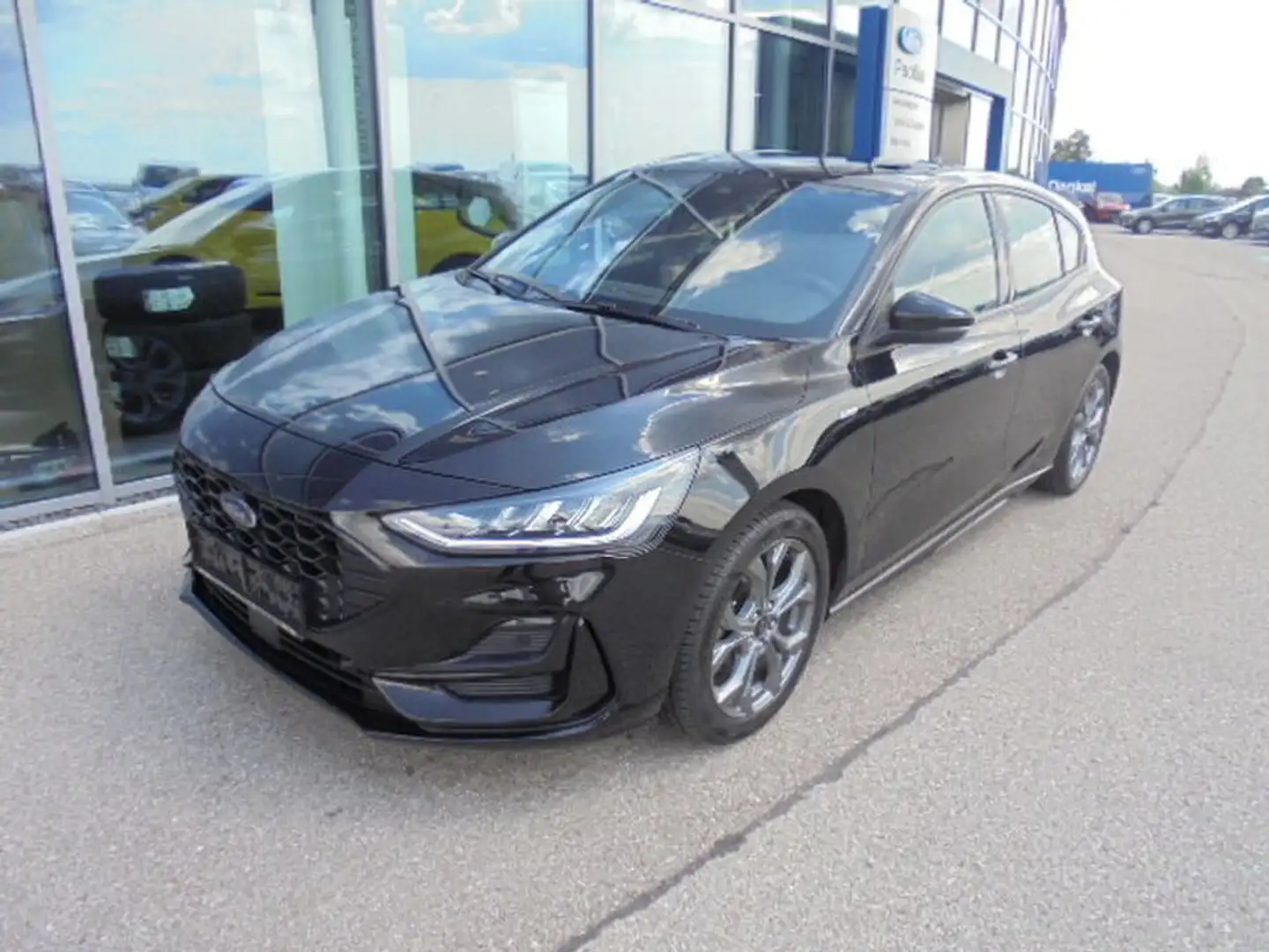 Ford Focus ST-Line 1,0L 155PS Benzin AUTOMATIK Schwarz - 1