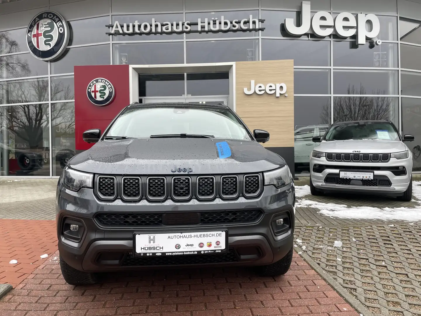 Jeep Compass 4xe Trailhawk Grau - 1