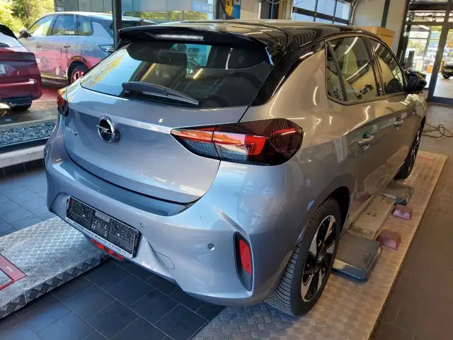 Opel Corsa view 4