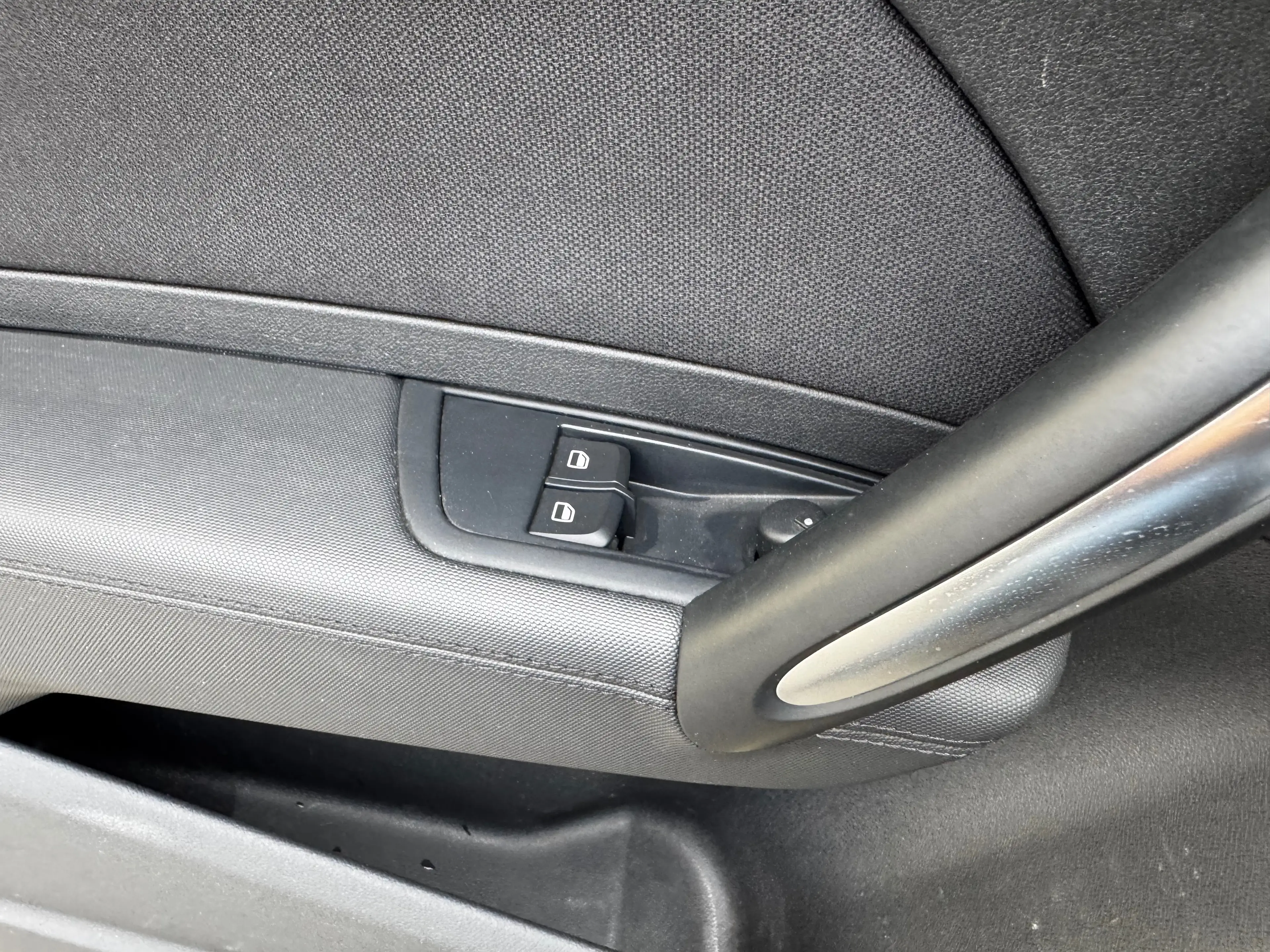 Audi A1 A1 1.4 TFSI  S line garantie 1 an — photo 12