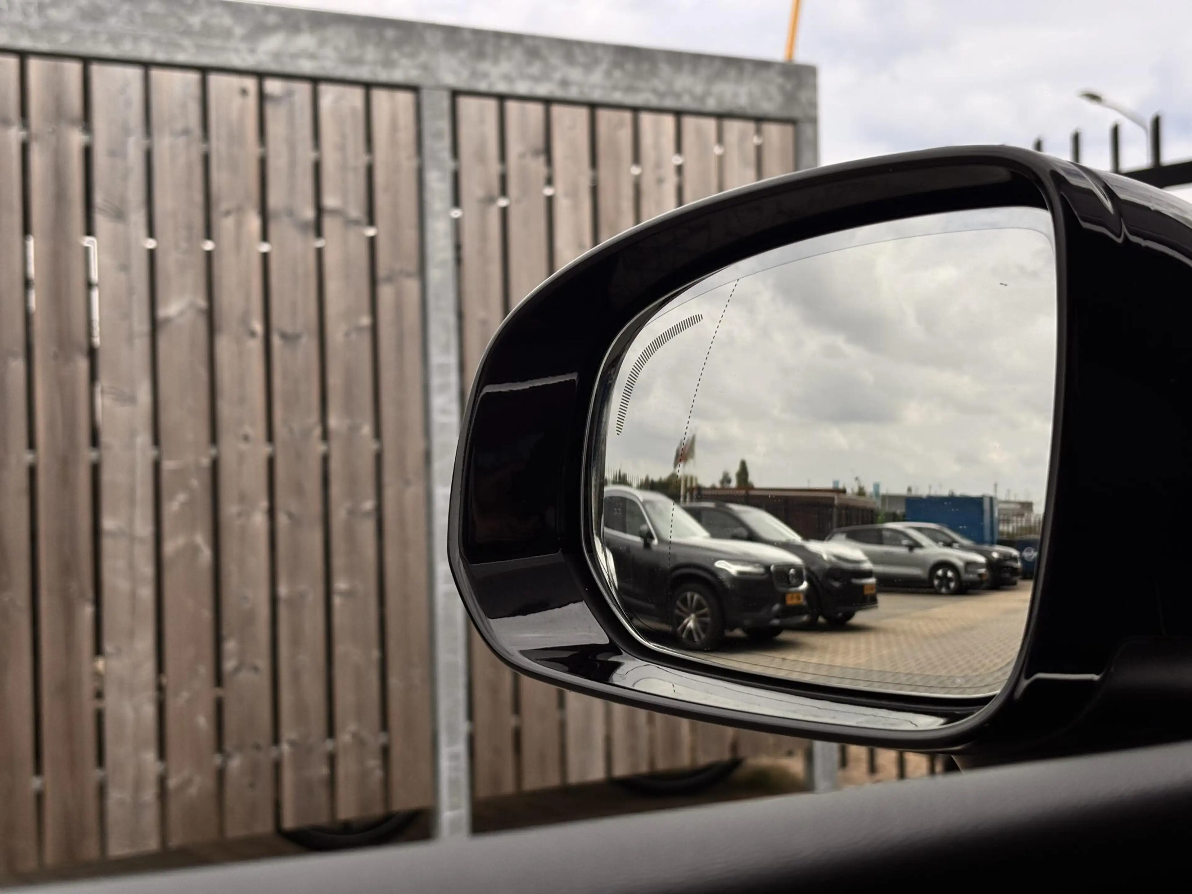 Volvo XC60 Plug-in Hybrid T6 AWD Ultimate Bright | Long Range — photo 12